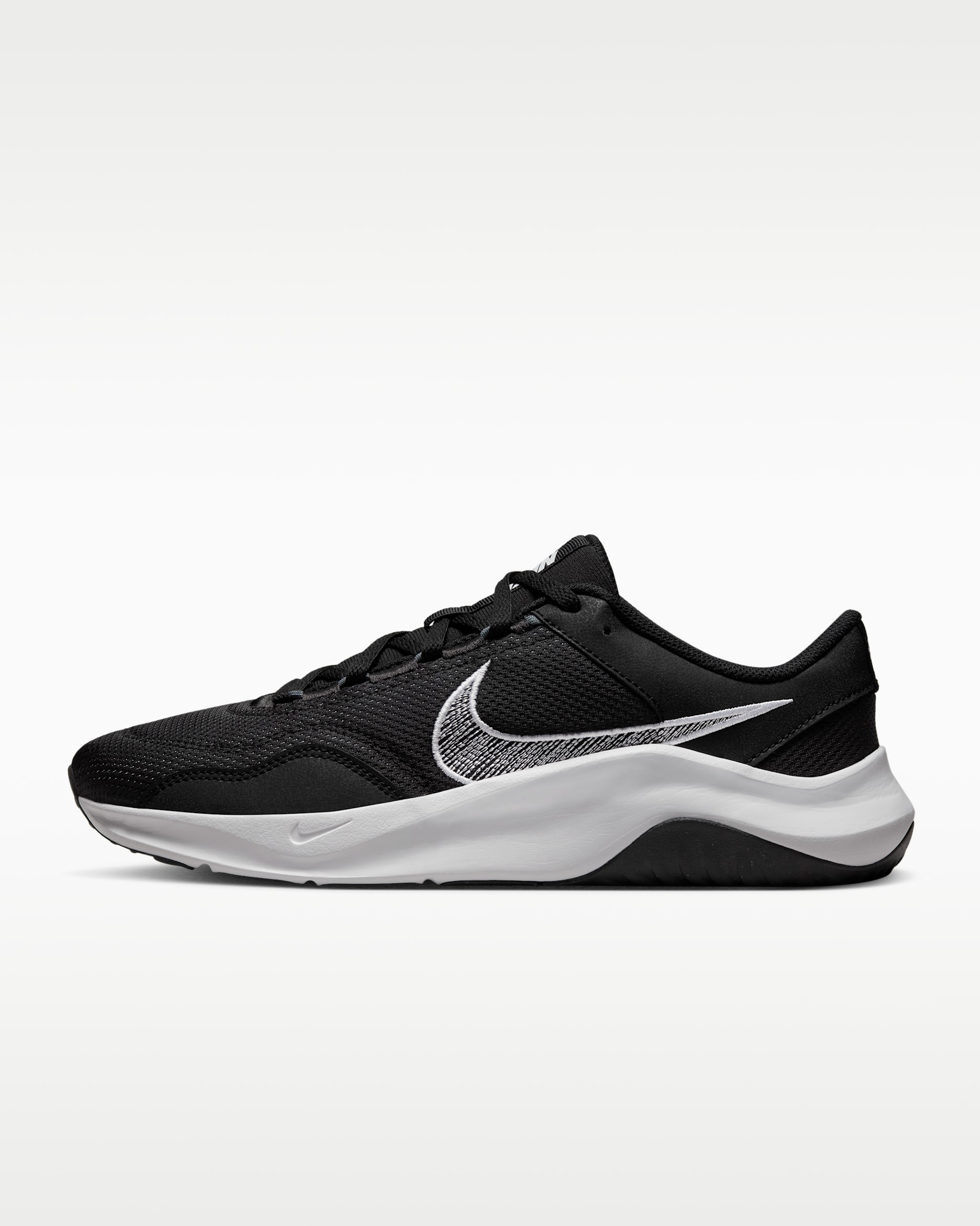 NIKE ナイキ Nike Legend Essential 3 Next Nature Men's Workout Shoes. Nike.com